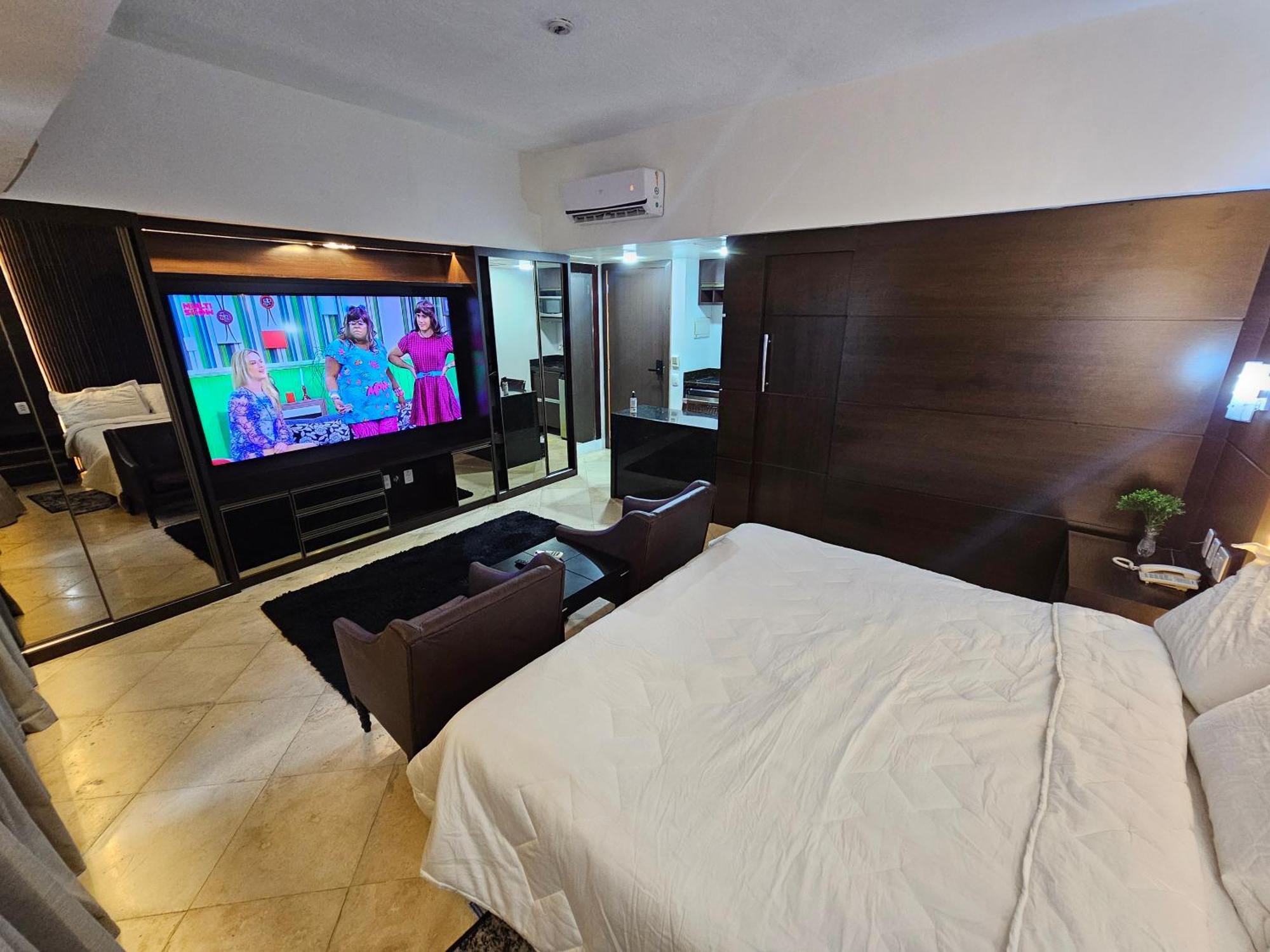 Tropical Executive Flat Vista Incrivel Para A Orla Manaus Luaran gambar