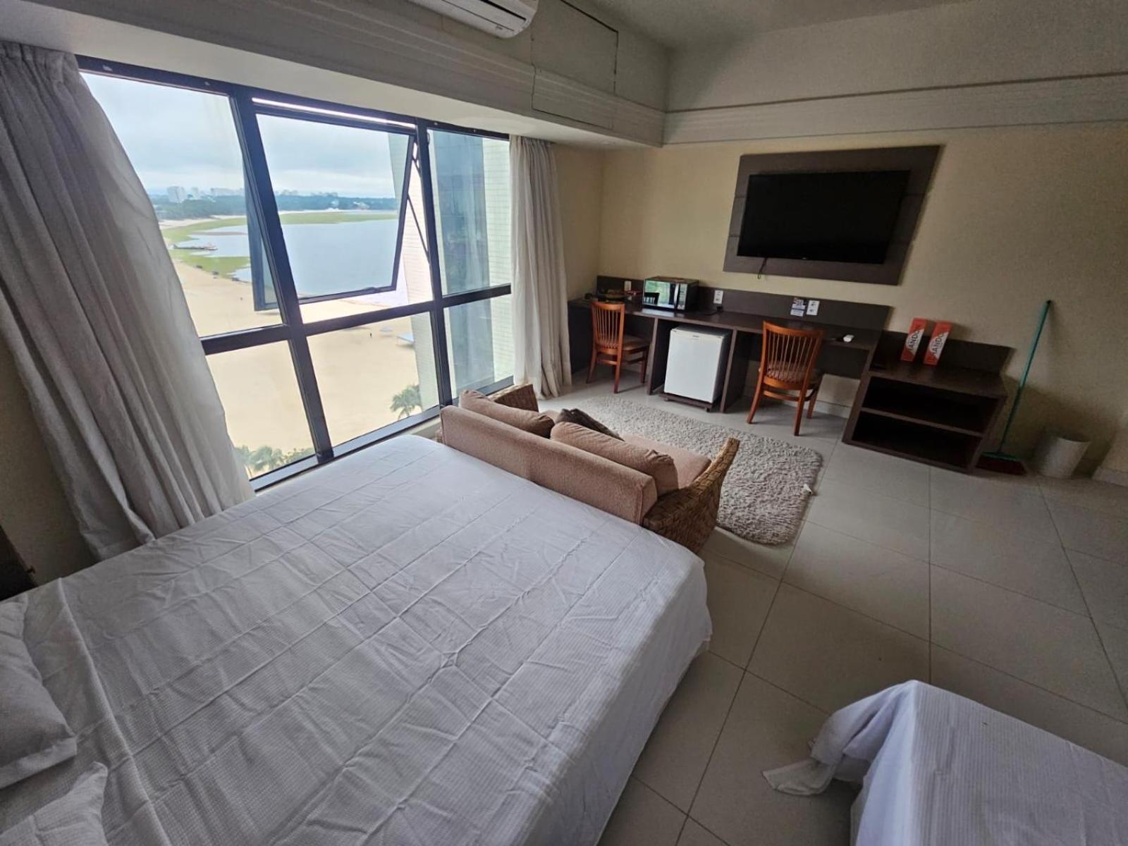Tropical Executive Flat Vista Incrivel Para A Orla Manaus Luaran gambar